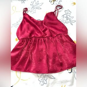 AMERICAN EAGLE AE crop top red velvet